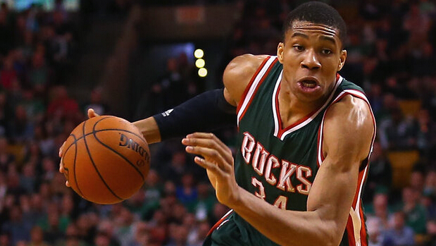 西甲半场：姆巴佩破门，贝林进球被吹，皇马1-0阿拉维斯（半场战报：姆巴佩建功，贝林汉姆进球无效，皇马暂1-0阿拉维斯）