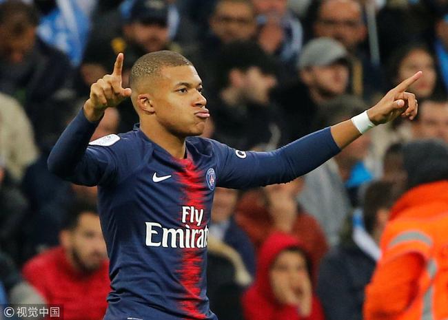 官方：葡萄牙主帅马丁内斯当选加泰罗尼亚足协年度最佳教练（官方：加泰罗尼亚足协评选葡萄牙主帅马丁内斯为年度最佳教练）