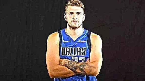 韩K半场：双方半场0射正，主队半场换3人，蔚山0-0济州（韩K半场：蔚山0-0济州，双方0射正，主队中场连换三人）