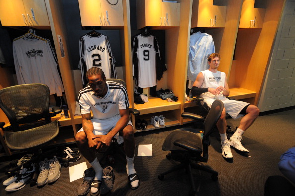 穆雷单场9三分刷新圣诞大战最高，此前米尔斯&库里8球（穆雷9记三分创圣诞大战新高，打破米尔斯与库里8球纪录）