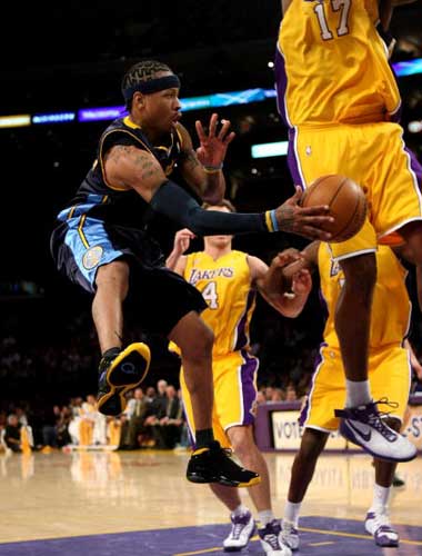 火箭数据分析显示投篮效率明显提高（数据分析：火箭投篮效率显著提升）