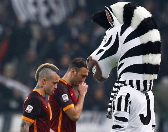 斯皮纳佐拉：我们没能踢好，感觉本菲卡更强、更具侵略性（斯皮纳佐拉：本菲卡更强更具侵略性，我们表现不佳）