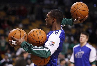 未来是你们的！奎因和哈珀赛后交换球衣（你们的时代来了！奎因与哈珀赛后互换球衣）