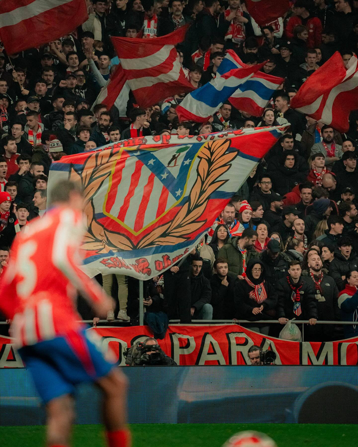 怀特0.2秒中投绝杀，迪拜欧篮联1分险胜拜仁（怀特0.2秒压哨中投绝杀，迪拜欧篮联一分险胜拜仁）