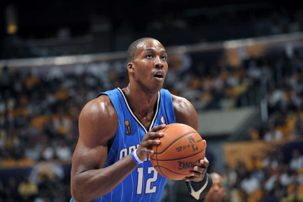 传闻：枪手、蓝军、红军、曼联和拜仁与卡马文加联系在一起（据传：枪手、蓝军、红军、曼联与拜仁均与卡马文加有接触）