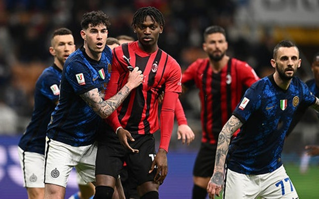 意媒：孔蒂明天回归那不勒斯，要求冬窗实质性引援以重振球队（意媒称孔蒂将于明日重返那不勒斯，要求冬窗重磅补强助球队反弹）